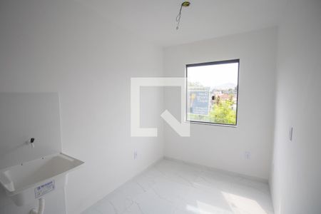 Sala de apartamento para alugar com 1 quarto, 24m² em Trindade, São Gonçalo