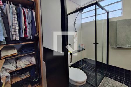 Closet Quarto Suíte de apartamento à venda com 2 quartos, 77m² em Cambuí, Campinas