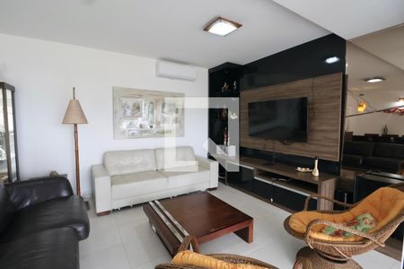 Sala de apartamento para alugar com 4 quartos, 158m² em Mar E Céu, Guarujá