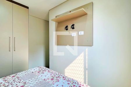 Quarto 2 de apartamento à venda com 2 quartos, 49m² em Jardim Cocaia, Guarulhos