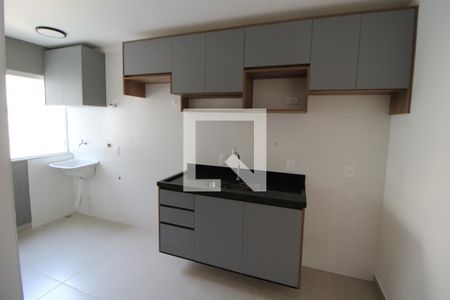 Sala / Cozinha / Área de Serviço de apartamento para alugar com 1 quarto, 30m² em Água Fria, São Paulo