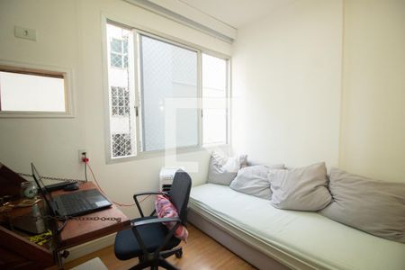 Quarto de apartamento à venda com 2 quartos, 95m² em Jardim Botânico, Rio de Janeiro