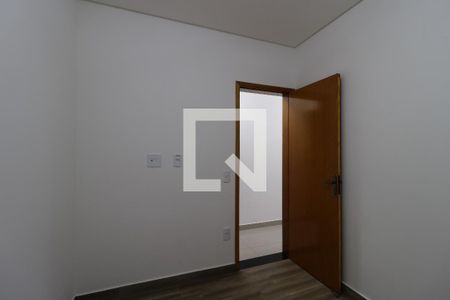 Quarto de apartamento para alugar com 2 quartos, 50m² em Vila Camilópolis, Santo André