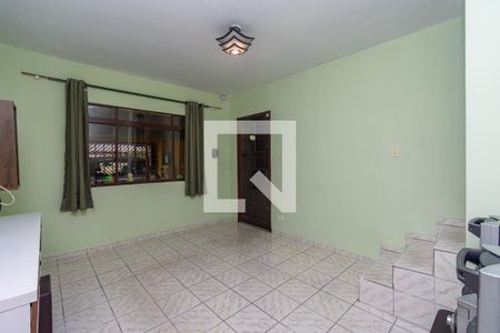 Sala de casa à venda com 3 quartos, 99m² em Conjunto Residencial Jardim Canaã, São Paulo