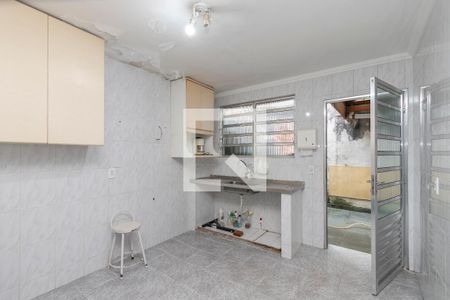 Casa à venda com 169m², 4 quartos e 2 vagas Casa à venda com 169m², 4 quartos e 2 vagasCozinha