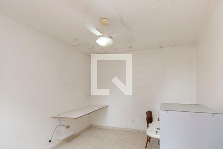 Casa à venda com 169m², 4 quartos e 2 vagas Casa à venda com 169m², 4 quartos e 2 vagasEdícula - Sala