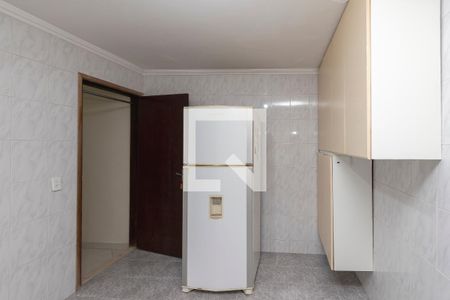 Casa à venda com 169m², 4 quartos e 2 vagas Casa à venda com 169m², 4 quartos e 2 vagasCozinha