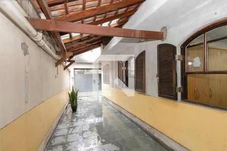 Casa à venda com 169m², 4 quartos e 2 vagas Casa à venda com 169m², 4 quartos e 2 vagasGaragem