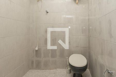Casa à venda com 169m², 4 quartos e 2 vagas Casa à venda com 169m², 4 quartos e 2 vagasBanheiro de Serviço