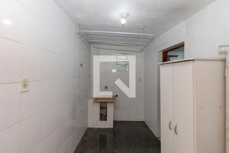Casa à venda com 169m², 4 quartos e 2 vagas Casa à venda com 169m², 4 quartos e 2 vagasÁrea de Serviço