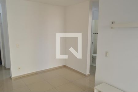 Sala de apartamento para alugar com 2 quartos, 51m² em Taquara, Rio de Janeiro