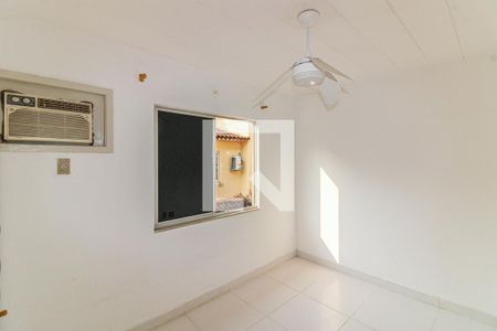 Quarto 2 de casa de condomínio à venda com 2 quartos, 60m² em Vargem Grande, Rio de Janeiro