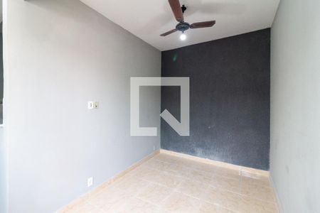 Sala de apartamento para alugar com 1 quarto, 35m² em Vila Valqueire, Rio de Janeiro