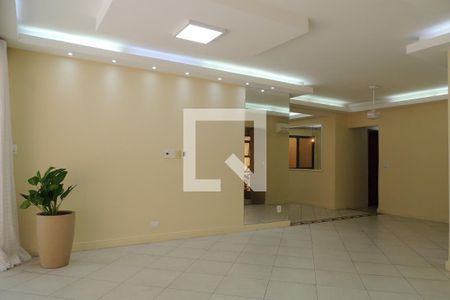 Sala de casa de condomínio à venda com 3 quartos, 180m² em Jacarepaguá, Rio de Janeiro