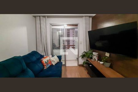 Sala de Estar de apartamento para alugar com 3 quartos, 71m² em Continental, Osasco