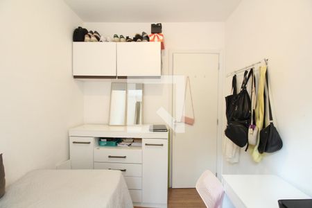 Quarto 2 de apartamento para alugar com 2 quartos, 41m² em Jardim Parque Morumbi, São Paulo