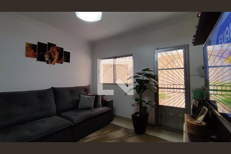 Sala de casa à venda com 2 quartos, 82m² em Parque Xangri-lá, Contagem