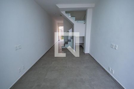 Sala de casa à venda com 2 quartos, 70m² em Canaa, Belo Horizonte