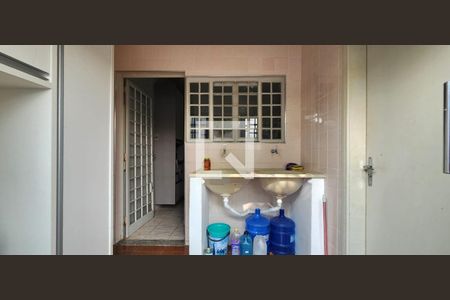 Casa para alugar com 189m², 3 quartos e 4 vagas Casa para alugar com 189m², 3 quartos e 4 vagasLavanderia