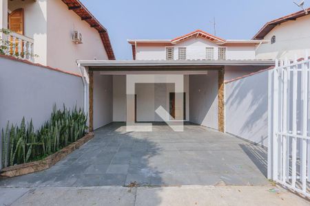 Casa para alugar com 189m², 3 quartos e 4 vagas Casa para alugar com 189m², 3 quartos e 4 vagasFachada