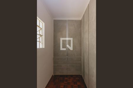 Casa para alugar com 189m², 3 quartos e 4 vagas Casa para alugar com 189m², 3 quartos e 4 vagasCloset