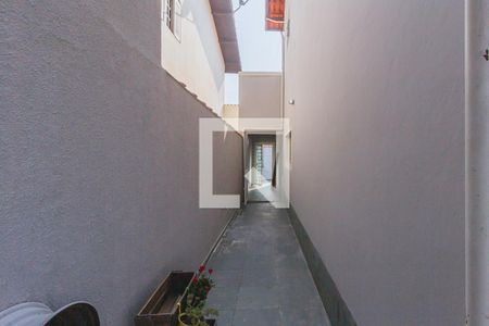 Casa para alugar com 189m², 3 quartos e 4 vagas Casa para alugar com 189m², 3 quartos e 4 vagasCorredor