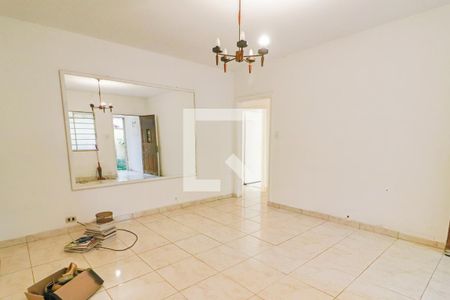 Casa à venda com 340m², 3 quartos e 5 vagasSala