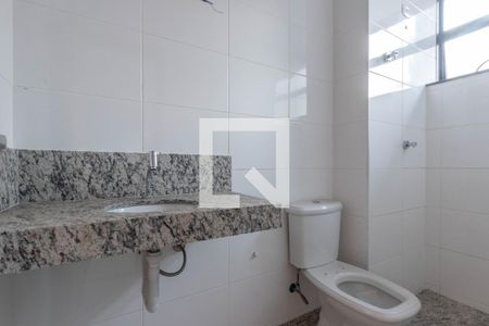 Banheiro de apartamento à venda com 1 quarto, 37m² em Centro, Belo Horizonte