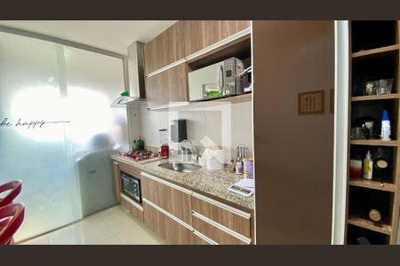 Cozinha de apartamento à venda com 2 quartos, 66m² em Buritis, Belo Horizonte