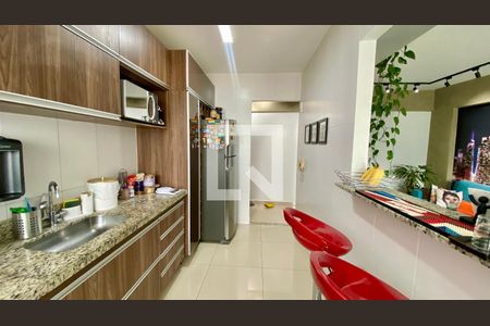 Cozinha de apartamento à venda com 2 quartos, 66m² em Buritis, Belo Horizonte