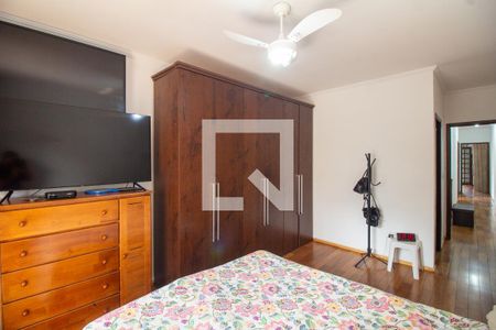 Casa à venda com 392m², 3 quartos e 4 vagas Casa à venda com 392m², 3 quartos e 4 vagasQuarto 3