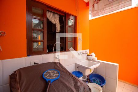 Casa à venda com 392m², 3 quartos e 4 vagas Casa à venda com 392m², 3 quartos e 4 vagasÁrea de Serviço