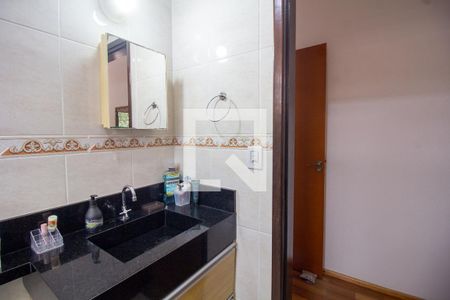 Casa à venda com 392m², 3 quartos e 4 vagas Casa à venda com 392m², 3 quartos e 4 vagasBanheiro 2