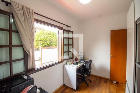 Casa à venda com 392m², 3 quartos e 4 vagas Casa à venda com 392m², 3 quartos e 4 vagasQuarto 2