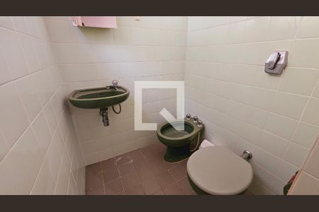 Lavabo da suíte de casa à venda com 3 quartos, 287m² em Jardim Dona Donata, Jundiaí