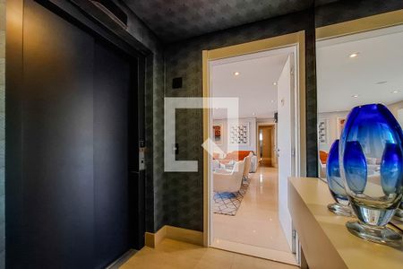 hall entrada de apartamento à venda com 2 quartos, 127m² em Jardim da Glória, São Paulo