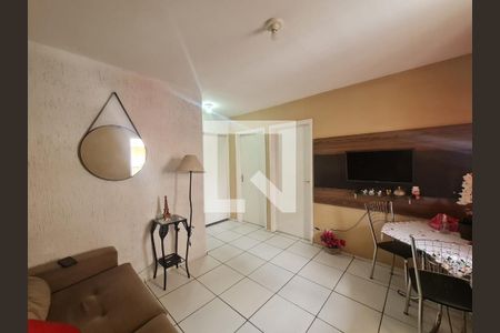 Sala  de apartamento para alugar com 2 quartos, 55m² em Jardim Guilhermino, Guarulhos