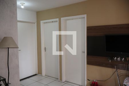 Sala  de apartamento para alugar com 2 quartos, 55m² em Jardim Guilhermino, Guarulhos