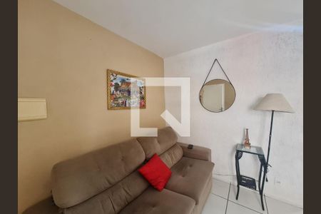 Sala  de apartamento para alugar com 2 quartos, 55m² em Jardim Guilhermino, Guarulhos