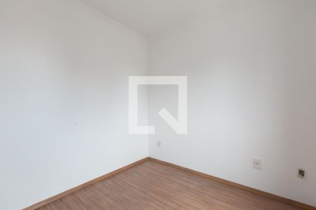 Quarto 1  de apartamento à venda com 2 quartos, 45m² em Vila Carmosina, São Paulo