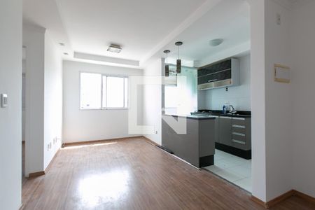 Sala de apartamento à venda com 2 quartos, 45m² em Vila Carmosina, São Paulo