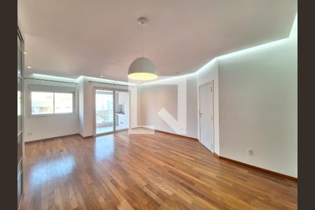 Apartamento à venda com 109m², 2 quartos e sem vagaSala