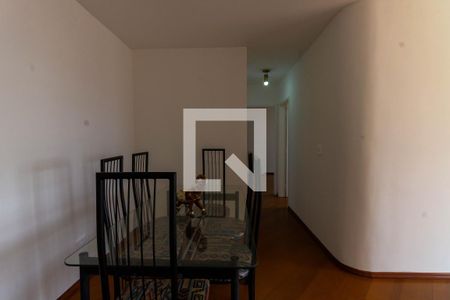 Apartamento à venda com 75m², 2 quartos e sem vagaSala