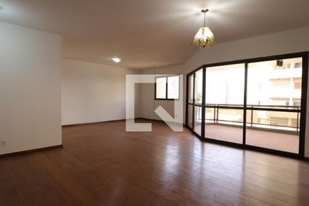 Sala de apartamento para alugar com 4 quartos, 215m² em Centro, Ribeirão Preto