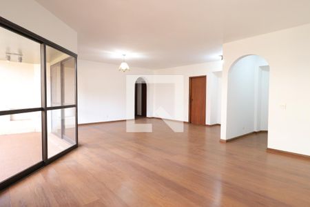 Sala de apartamento para alugar com 4 quartos, 215m² em Centro, Ribeirão Preto