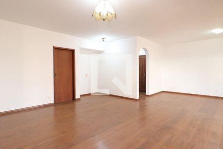 Sala de apartamento para alugar com 4 quartos, 215m² em Centro, Ribeirão Preto