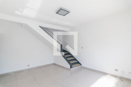 Sala de casa à venda com 2 quartos, 115m² em Vila Camilópolis, Santo André