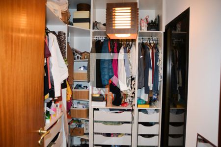 Closet de apartamento para alugar com 3 quartos, 237m² em Barcelona, São Caetano do Sul