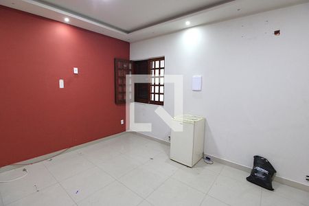 Sala de apartamento para alugar com 2 quartos, 75m² em Cascadura, Rio de Janeiro