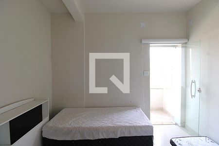 Quarto de apartamento para alugar com 2 quartos, 75m² em Cascadura, Rio de Janeiro